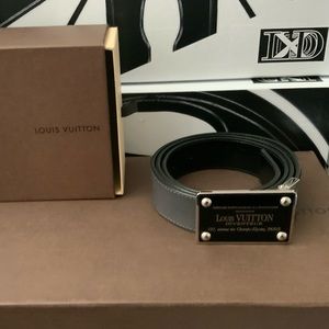 Louis Vuitton Inventeur Reversible Belt BLKXGRY